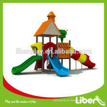 Diapositivas de plástico al aire libre / parques de juegos al aire libre tobogán de espiral de niños / toboganes de equipos de recreo al aire libre